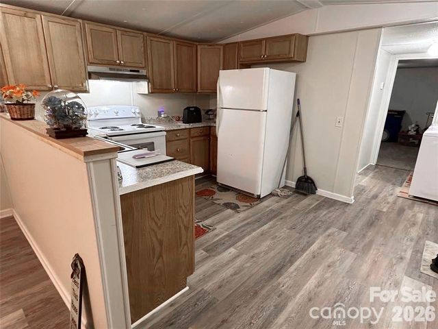 225 Starlight Drive, Lincolnton, NC 28092