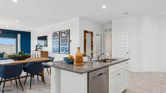 1404 W WALTON Avenue, Coolidge, AZ 85128