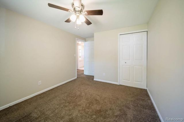 2363 Darnell Street, Wolverine Lake, MI 48390