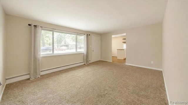 2363 Darnell Street, Wolverine Lake, MI 48390