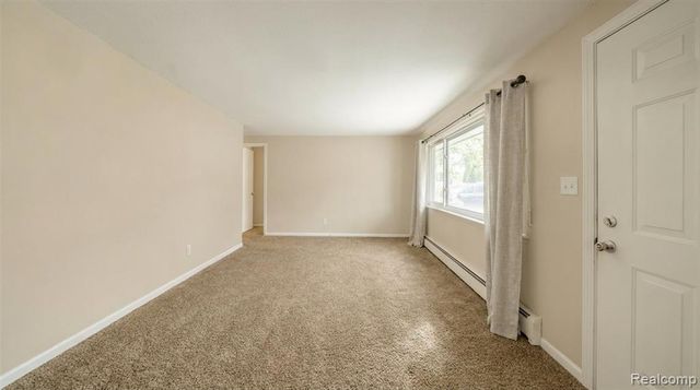 2363 Darnell Street, Wolverine Lake, MI 48390