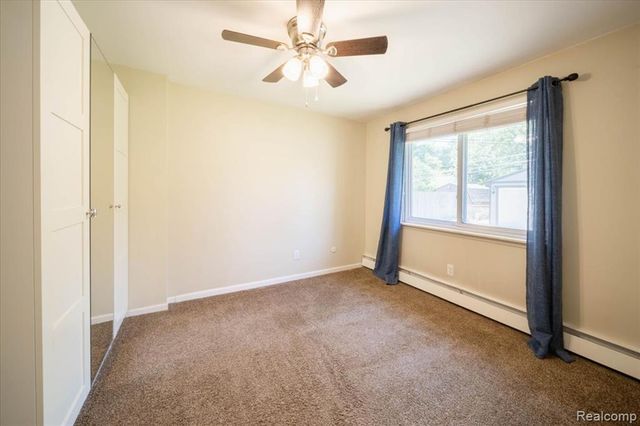 2363 Darnell Street, Wolverine Lake, MI 48390