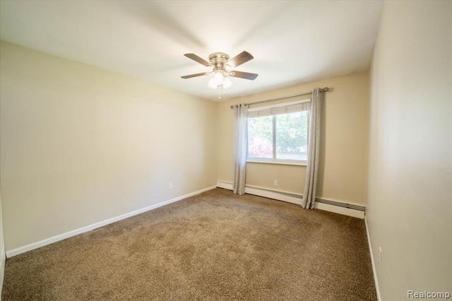 2363 Darnell Street, Wolverine Lake, MI 48390