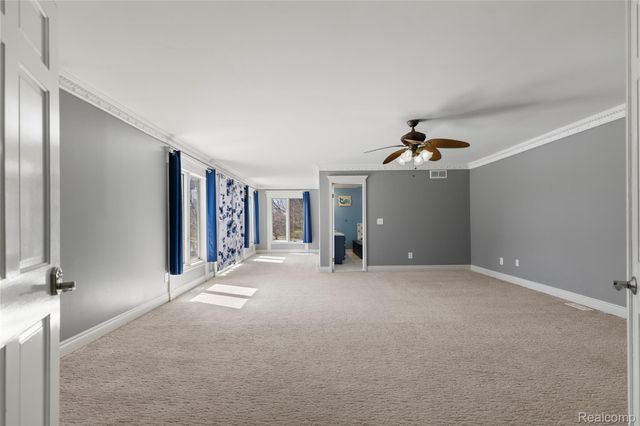 503 Thornehill Trail, Oxford Village, MI 48371