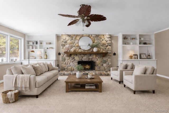 503 Thornehill Trail, Oxford Village, MI 48371