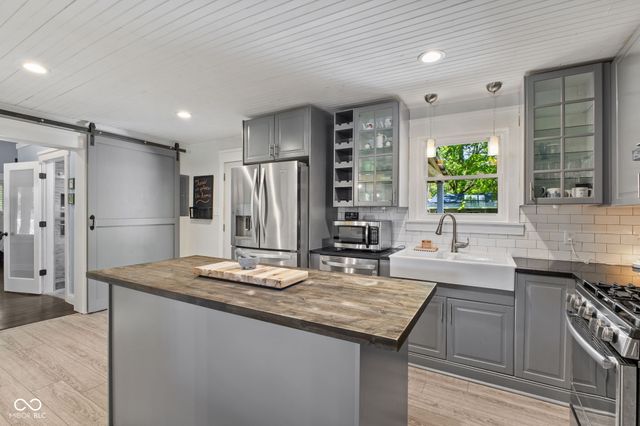 11816 E McGregor Road, Indianapolis, IN 46259