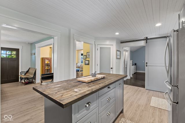11816 E McGregor Road, Indianapolis, IN 46259