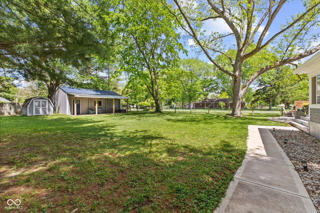 11816 E McGregor Road, Indianapolis, IN 46259