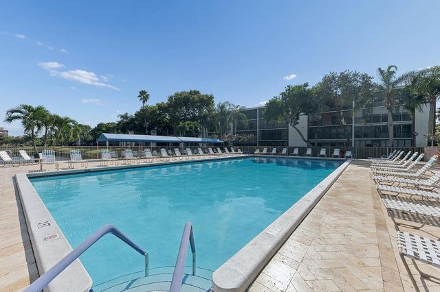 7280 Amberly Lane 208, Delray Beach, FL 33446