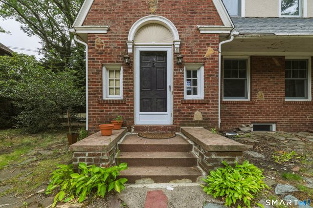 130 Marvelwood Drive, New Haven, CT 06515