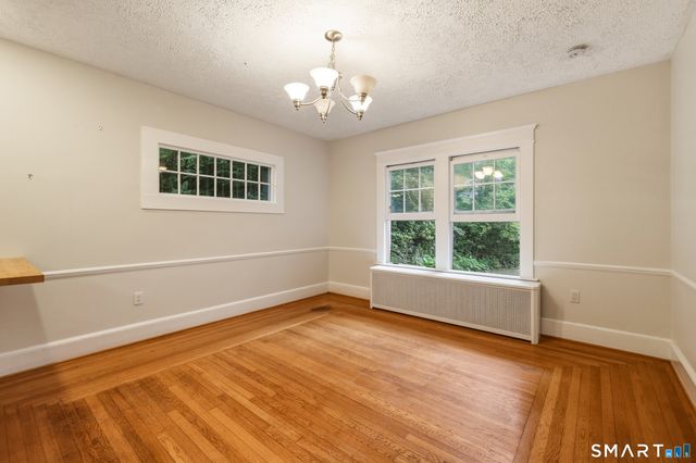 130 Marvelwood Drive, New Haven, CT 06515