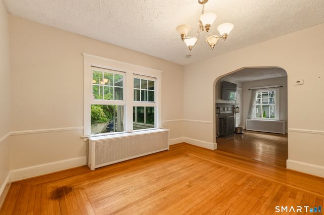 130 Marvelwood Drive, New Haven, CT 06515