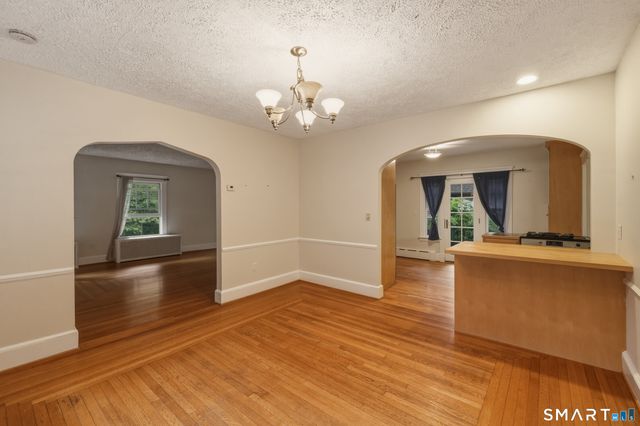 130 Marvelwood Drive, New Haven, CT 06515