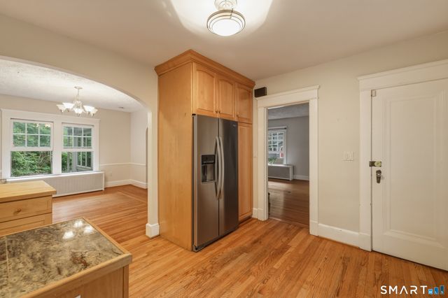 130 Marvelwood Drive, New Haven, CT 06515