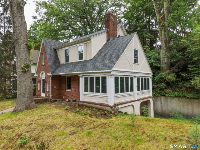 130 Marvelwood Drive, New Haven, CT 06515