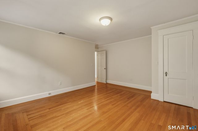 130 Marvelwood Drive, New Haven, CT 06515