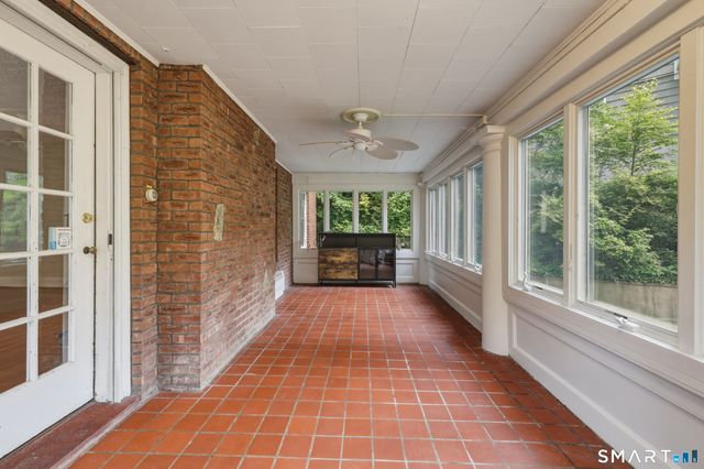 130 Marvelwood Drive, New Haven, CT 06515