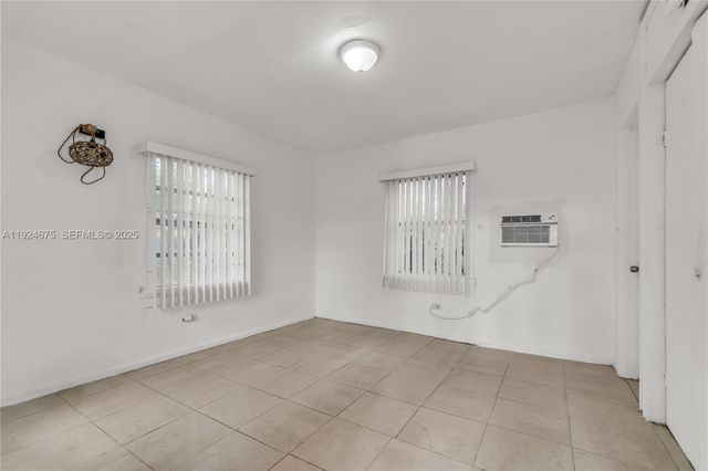 7525 NE Miami Ct, Miami, FL 33138