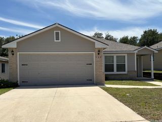 145 Michelle Ln, Boerne, TX 78006