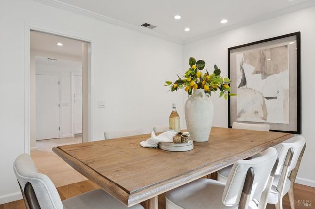 23 Corte Del Rey, San Rafael, CA 94903