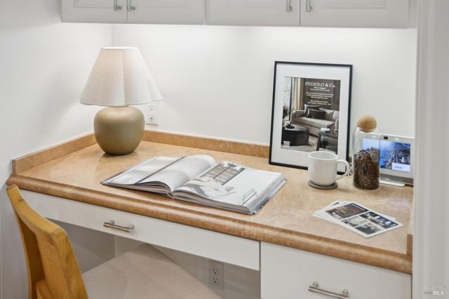 23 Corte Del Rey, San Rafael, CA 94903