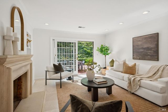 23 Corte Del Rey, San Rafael, CA 94903