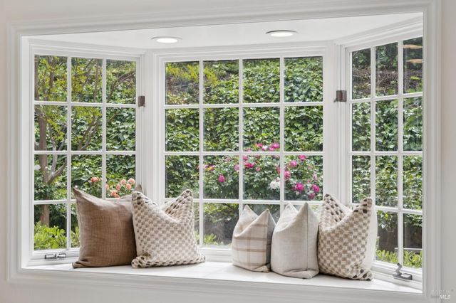 23 Corte Del Rey, San Rafael, CA 94903