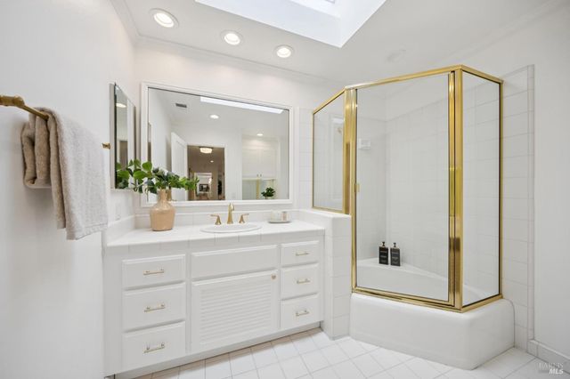 23 Corte Del Rey, San Rafael, CA 94903