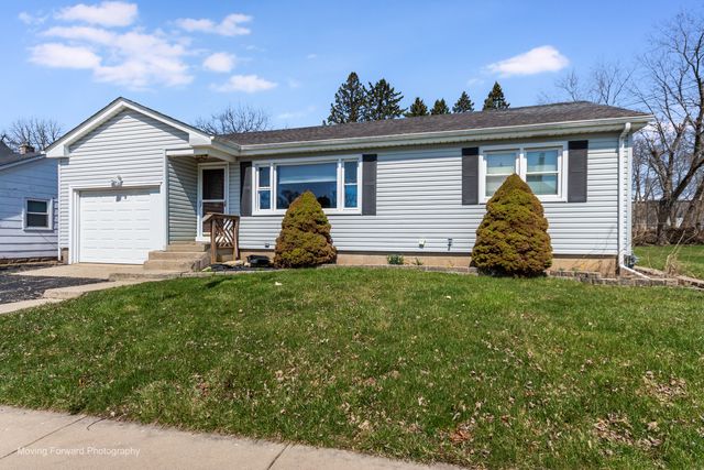 284 Washington Avenue, Hampshire, IL 60140