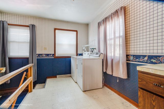 284 Washington Avenue, Hampshire, IL 60140