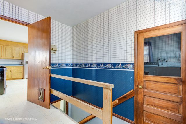 284 Washington Avenue, Hampshire, IL 60140