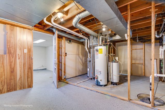 284 Washington Avenue, Hampshire, IL 60140