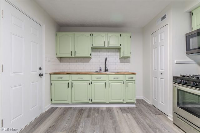 19414 Meadowlark Lane, Warrensville Heights, OH 44128