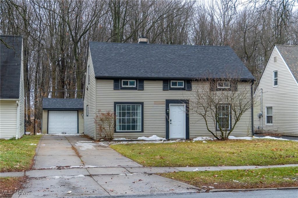 19414 Meadowlark Lane, Warrensville Heights, OH 44128