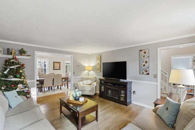 53 Forest Hill Drive, Taunton, MA 02780