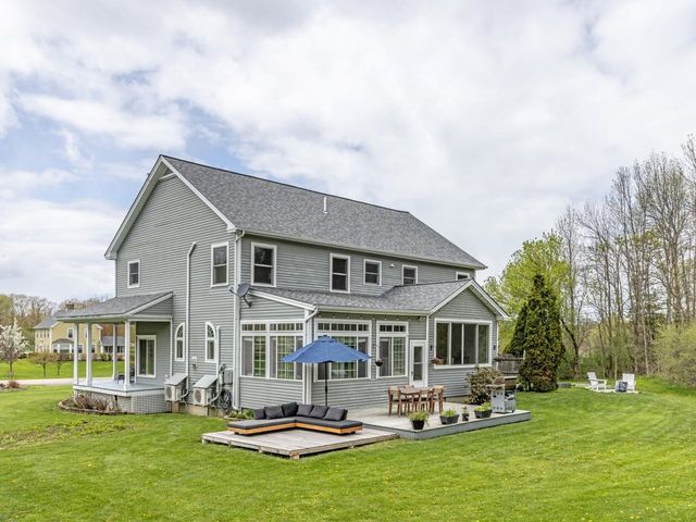 29 Maeck Farm Road, Shelburne, VT 05482