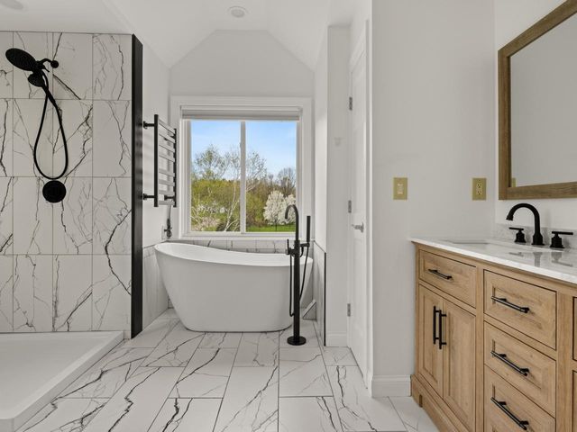 29 Maeck Farm Road, Shelburne, VT 05482
