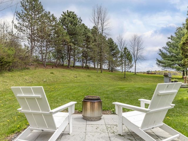 29 Maeck Farm Road, Shelburne, VT 05482