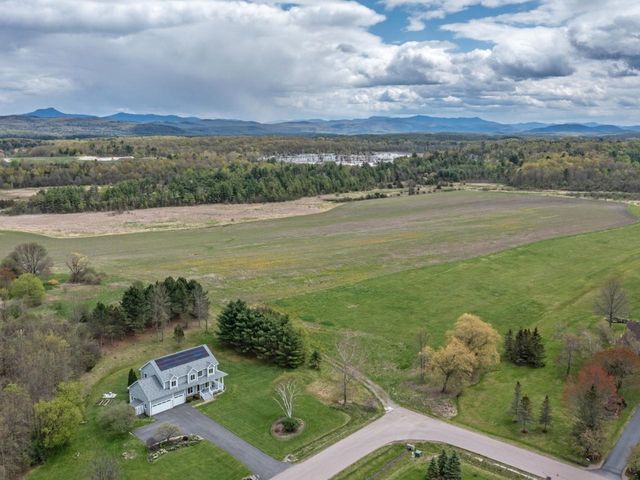 29 Maeck Farm Road, Shelburne, VT 05482