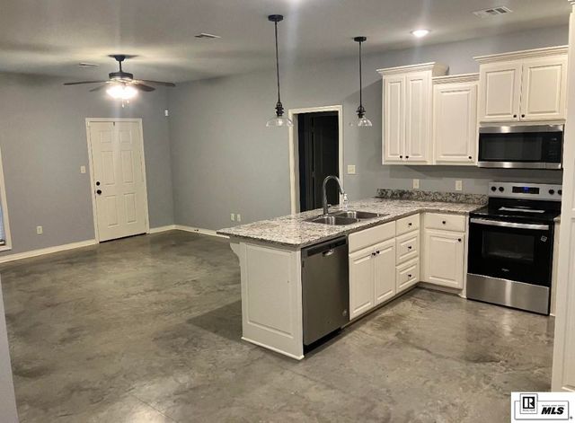 120 DOUGLAS LANE, Choudrant, LA 71227