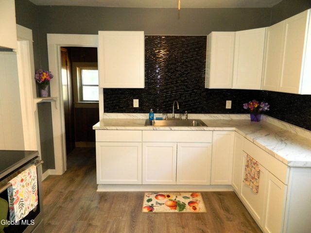 1355 Dewitt Street, Schenectady, NY 12303