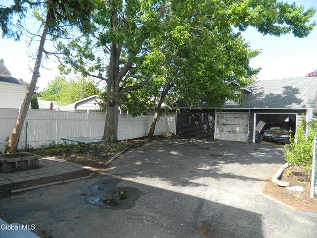 1355 Dewitt Street, Schenectady, NY 12303