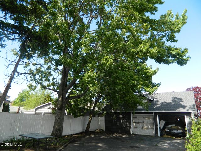 1355 Dewitt Street, Schenectady, NY 12303