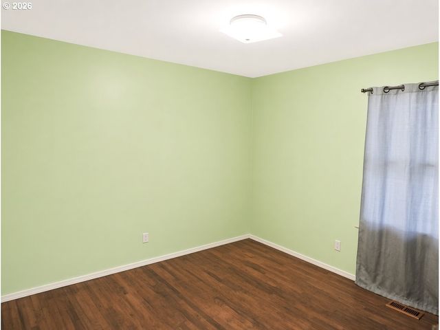 1127 Se 89TH Ave, Portland, OR 97216