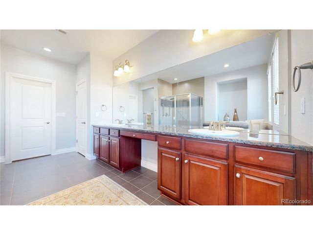 9198 Ridgegate Pkwy, Lone Tree, CO 80124