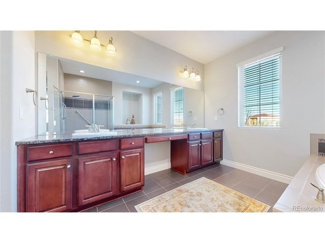 9198 Ridgegate Pkwy, Lone Tree, CO 80124