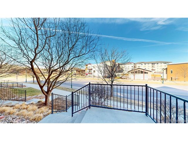 9198 Ridgegate Pkwy, Lone Tree, CO 80124