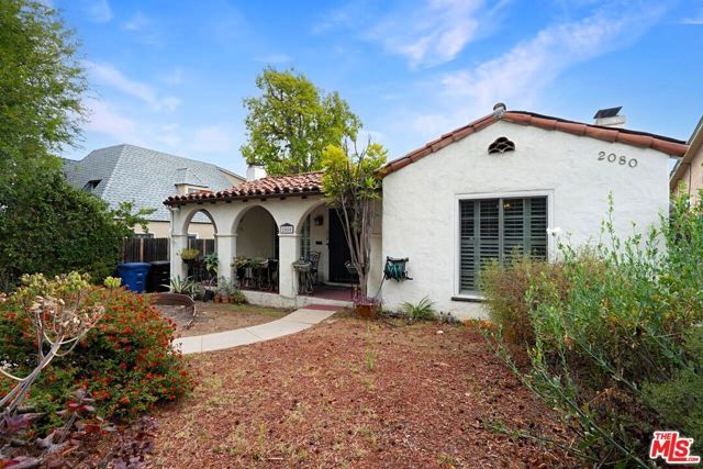 2080 E Washington Boulevard, Pasadena, CA 91104
