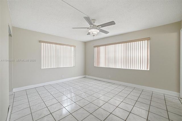 7830 NW 33rd St 504, Davie, FL 33024