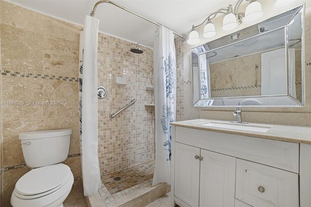 7830 NW 33rd St 504, Davie, FL 33024